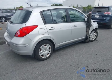 2011 Nissan Versa 1.8S z USA, uszkodzony, nr VIN 3N1BC1CP2BL484566